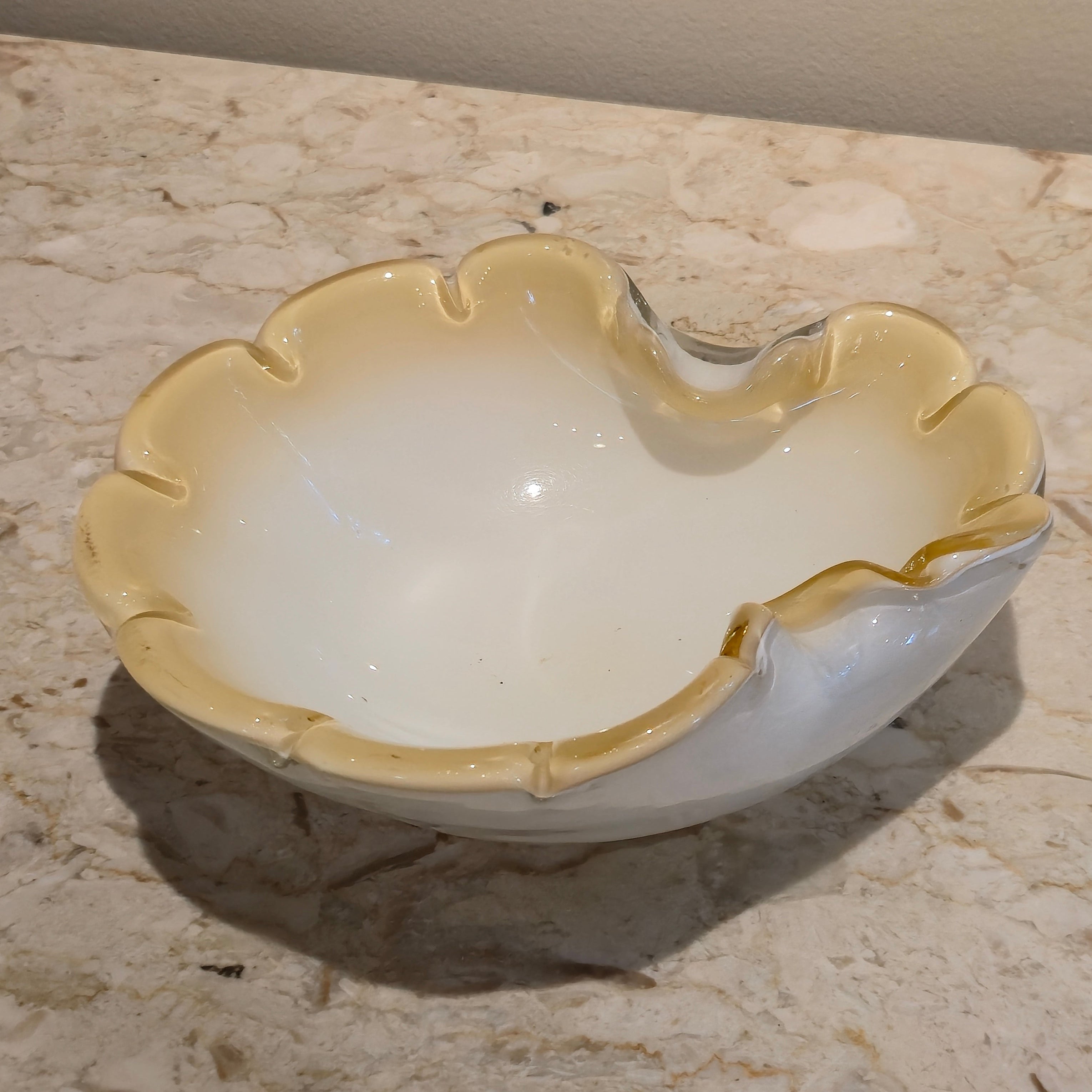 Italian Opaline Bowl, vintage, view 2