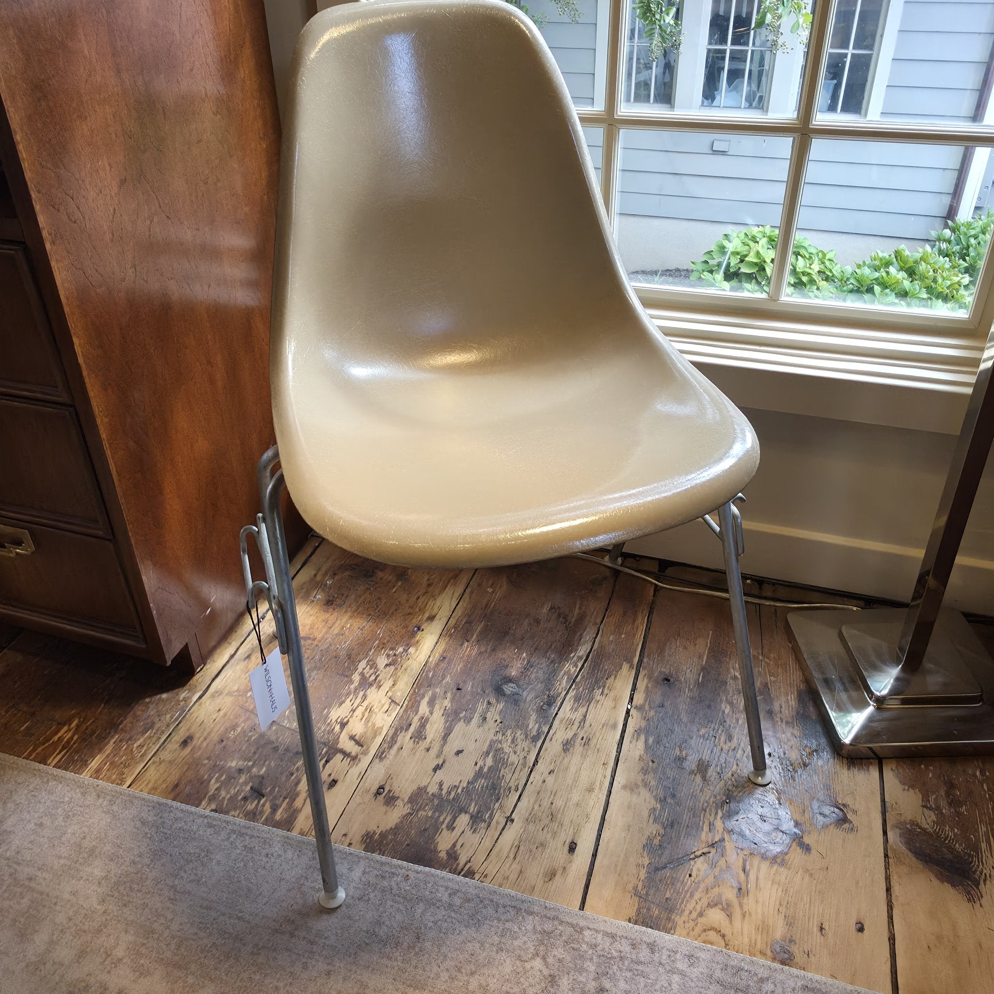 Eames Fiberglass Side Chair by Herman Miller, vintage