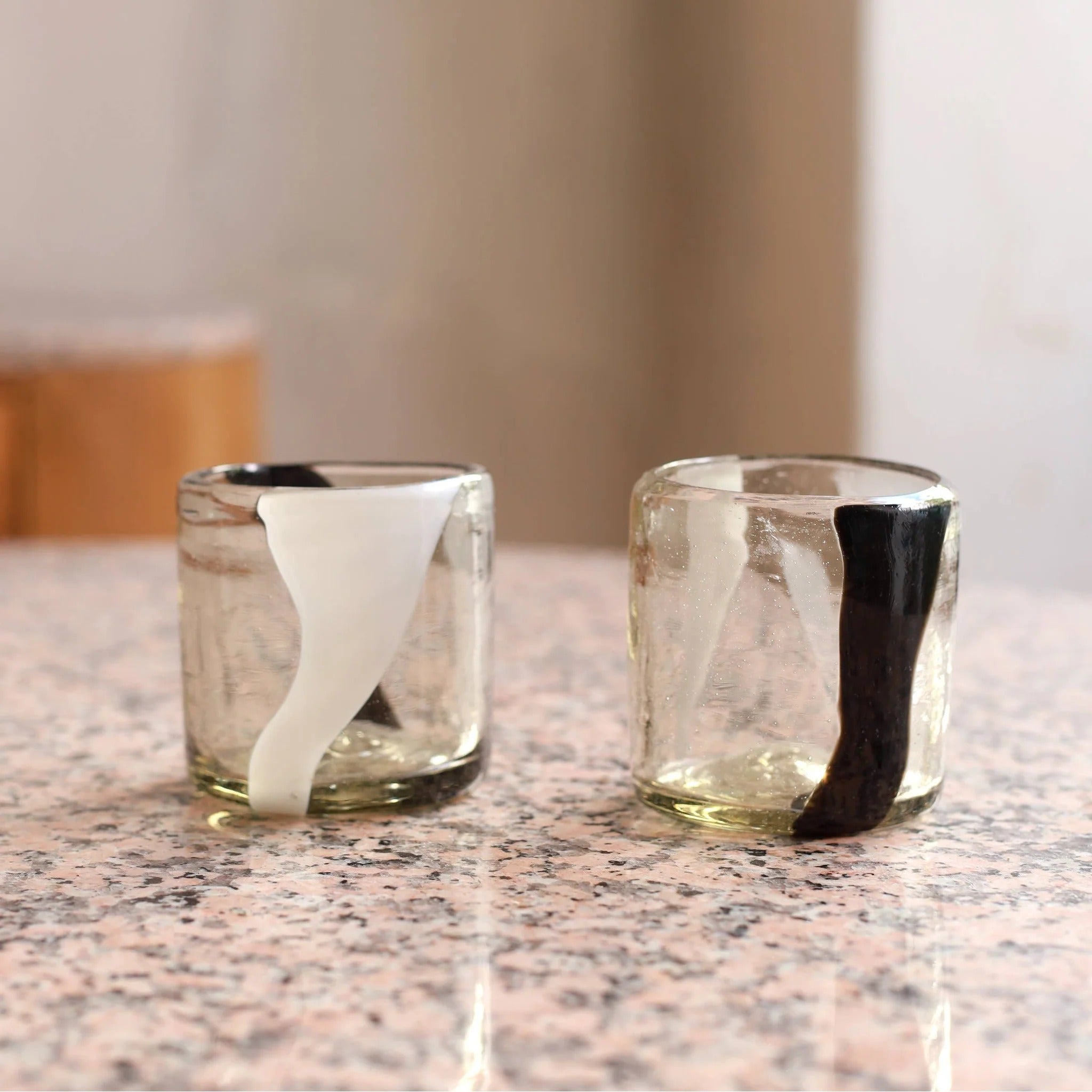 Hand-Blown Tumbler, Negra